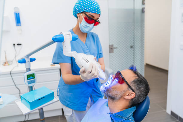 Best Emergency Root Canal Treatment in Country Club Hls, IL